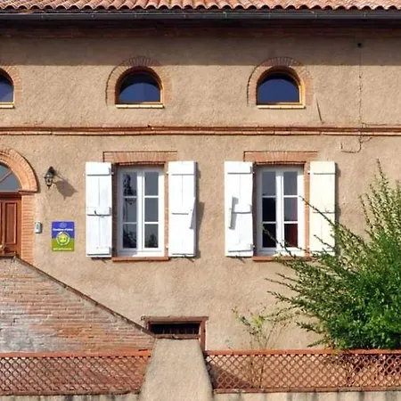 La Maison Lutz Oda ve Kahvaltı Bondigoux