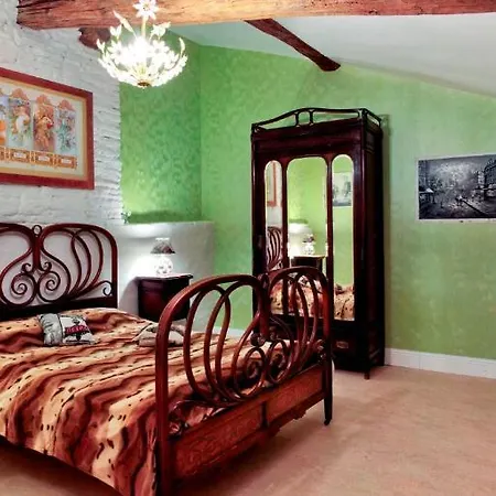 Bed & Breakfast La Maison Lutz Bondigoux